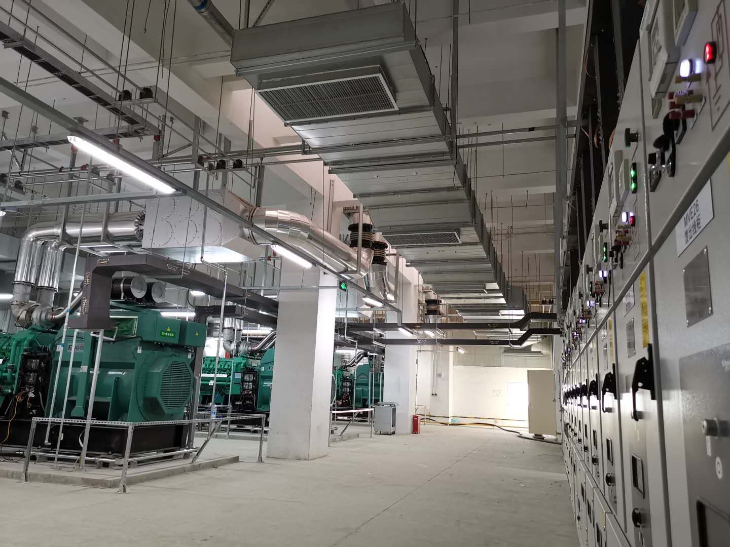 北京燕東微電子半導(dǎo)體機組照片.jpg